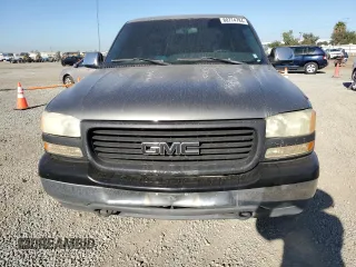 1999 GMC New Sierra 1500 SLE with VIN 2GTEC19T7X1564856, listed as a Copart auction lot 80774784 with 178,683 mi miles and Clean Title. Bid and sale history available at carsss.com. Image 5.