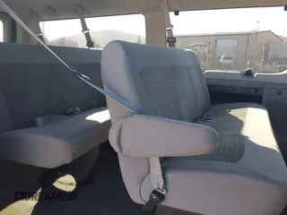 2005 Ford Econoline Passenger XL with VIN 1FBNE31L65HA76448, listed as a IAAI auction lot 42672819 with 214,033 mi miles and . Bid and sale history available at DreamBid. Image 8.