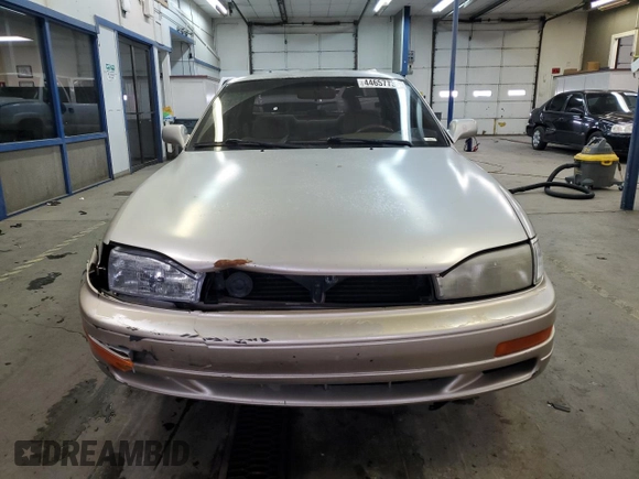 1994 Toyota Camry LE with VIN JT2SK12E3R0206520, listed as a Copart auction lot 44657735 with 203,595 mi miles and Clean Title. Bid and sale history available at carsss.com. Image 5.