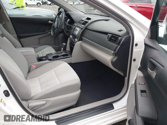 2012 Toyota Camry L with VIN 4T4BF1FK0CR269815, listed as a IAAI auction lot 40612519 with 143,088 mi miles. Bid and sale history available at carsss.com. Image 5.