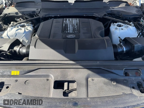 2017 Land Rover Discovery HSE with VIN SALRRBBV7HA045677, listed as a Copart auction lot 48782445 with 122,284 mi miles and Clean Title. Bid and sale history available at DreamBid. Image 7.