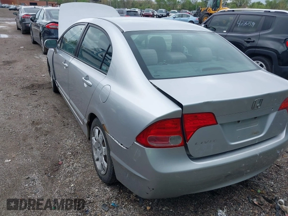 2006 Honda Civic LX z VIN 1HGFA16596L032275, wystawiony jako IAAI lot #42184178 z przebiegiem 220 657 mil mil oraz . Historia ofert i sprzedaży dostępna na DreamBid. Obrazek 3.