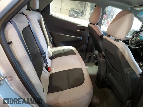 2017 Chevrolet Bolt EV LT z VIN 1G1FW6S09H4174042, wystawiony jako Copart lot #59214935 z przebiegiem 54 477 mil mil oraz Szkoda całkowita • Salvage title. Historia ofert i sprzedaży dostępna na DreamBid. Obrazek 11.