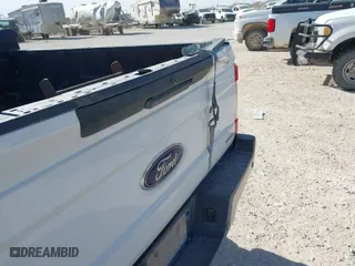 2019 Ford Super Duty F-250 SRW XL with VIN 1FT7W2B69KEC99875, listed as a IAAI auction lot 41675684 with 190,634 mi miles. Bid and sale history available at carsss.com. Image 6.