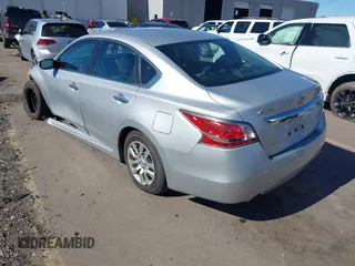 2015 Nissan Altima SV with VIN 1N4AL3AP2FC232525, listed as a IAAI auction lot 41658249 with 191,959 mi miles and . Bid and sale history available at DreamBid. Image 3.