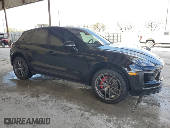 2023 Porsche Macan S z VIN WP1AG2A53PLB37611, wystawiony jako Copart lot #58918785 z przebiegiem 11 472 mil mil oraz Nie do naprawy. Historia ofert i sprzedaży dostępna na DreamBid. Obrazek 4.