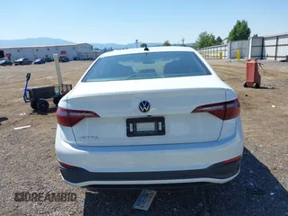 2024 Volkswagen Jetta S with VIN 3VW5M7BU6RM058267, listed as a IAAI auction lot 42762187 with 27,588 mi miles and . Bid and sale history available at DreamBid. Image 16.