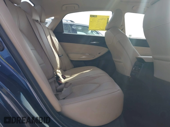 2019 Toyota Avalon XLE with VIN 4T1BZ1FB4KU034320, listed as a IAAI auction lot 41747802 with 73,064 mi miles. Bid and sale history available at carsss.com. Image 8.