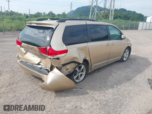 2012 Toyota Sienna XLE AAS with VIN 5TDYK3DC4CS220312, listed as a IAAI auction lot 42465081 with 92,548 mi miles and . Bid and sale history available at DreamBid. Image 4.