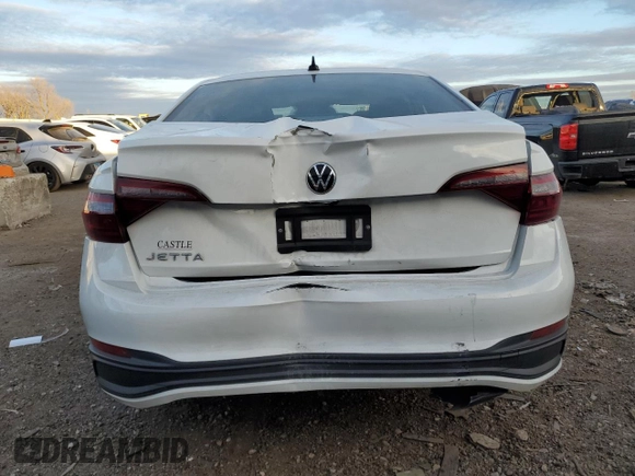 2024 Volkswagen Jetta Sport z VIN 3VWBM7BU8RM047886, wystawiony jako Copart lot #83816714 z przebiegiem 3 587 mil mil oraz Szkoda całkowita • Salvage title. Historia ofert i sprzedaży dostępna na DreamBid. Obrazek 6.