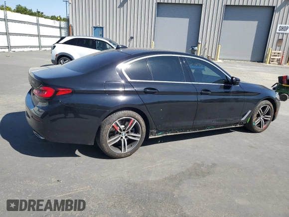 2022 BMW 5 Series 530i xDrive с VIN WBA13BJ09NCL02671, выставлен на аукционе Copart как лот 55834425 с пробегом 15 356 миль миль и Списание • Salvage title. История ставок и продаж доступна на DreamBid. Изображение 3.