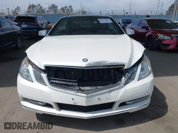 2013 Mercedes-Benz E 350 with VIN WDDKJ5KB1DF197335, listed as a IAAI auction lot 42272831 with 58,092 mi miles and . Bid and sale history available at DreamBid. Image 12.