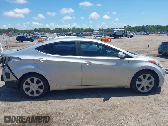 2013 Hyundai Elantra GLS с VIN KMHDH4AE8DU765351, выставлен на аукционе IAAI как лот 42274298 с пробегом 104 922 миль миль и . История ставок и продаж доступна на DreamBid. Изображение 14.