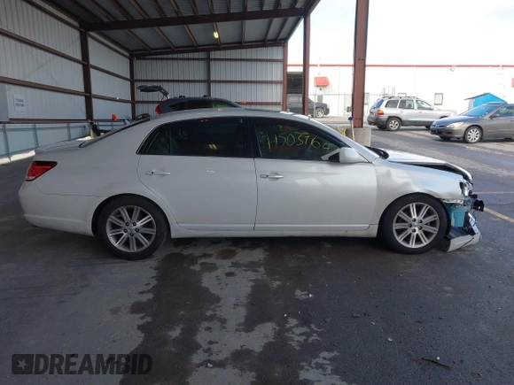 2006 Toyota Avalon XL with VIN 4T1BK36B96U154202, listed as a IAAI auction lot 41503764 with 135,128 mi miles. Bid and sale history available at carsss.com. Image 14.