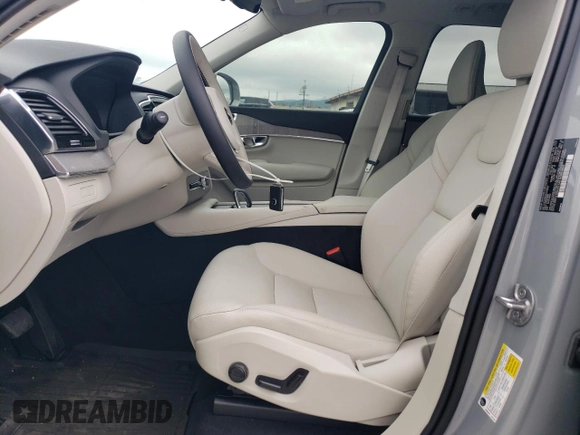 2025 Volvo XC90 with VIN YV4H60PE2S1314925, listed as a Copart auction lot 51448875 with 2,537 mi miles and Salvage Title. Bid and sale history available at DreamBid. Image 7.