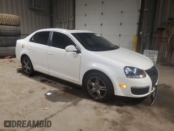 2007 Volkswagen Jetta 2.5 with VIN 3VWSF71K37M038634, listed as a Copart auction lot 43028475 with 177,850 mi miles and Salvage title. Bid and sale history available at DreamBid. Image 4.