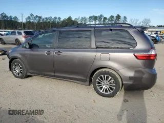 2020 Toyota Sienna XLE Auto Access Seat with VIN 5TDYZ3DC4LS073596, listed as a Copart auction lot 48262685 with 59,145 mi miles and Salvage Title. Bid and sale history available at carsss.com. Image 2.