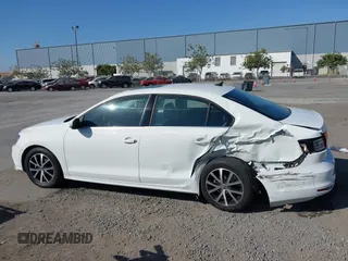 2017 Volkswagen Jetta SE with VIN 3VWDB7AJ9HM384202, listed as a IAAI auction lot 42543807 with 92,914 mi miles and . Bid and sale history available at DreamBid. Image 14.