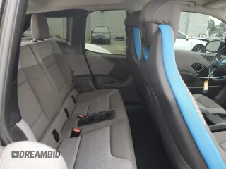 2019 BMW i3 with VIN WBY8P4C57K7E79770, listed as a Copart auction lot 55701535 with 33,344 mi miles and Salvage title. Bid and sale history available at DreamBid. Image 10.