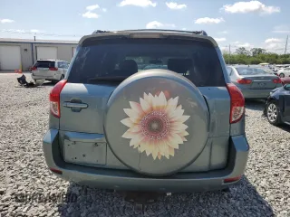 2008 Toyota RAV4 Limited with VIN JTMBD31V586085841, listed as a Copart auction lot 62519765 with 210,965 mi miles and Clean title. Bid and sale history available at DreamBid. Image 6.