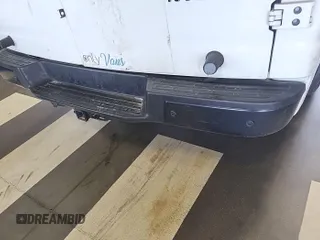 2021 Nissan NV SV z VIN 1N6AF0KY9MN807337, wystawiony jako IAAI lot #42392313 z przebiegiem 137 889 mil mil oraz . Historia ofert i sprzedaży dostępna na DreamBid. Obrazek 1.