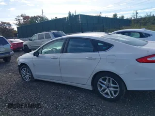 2016 Ford Fusion SE with VIN 3FA6P0H76GR235669, listed as a IAAI auction lot 40593164 with 121,973 mi miles and . Bid and sale history available at DreamBid. Image 14.