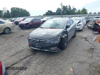 2020 Hyundai Elantra Value Edition z VIN 5NPD84LF5LH601655, wystawiony jako IAAI lot #40469963 z przebiegiem 58 932 mil mil oraz . Historia ofert i sprzedaży dostępna na DreamBid. Obrazek 17.