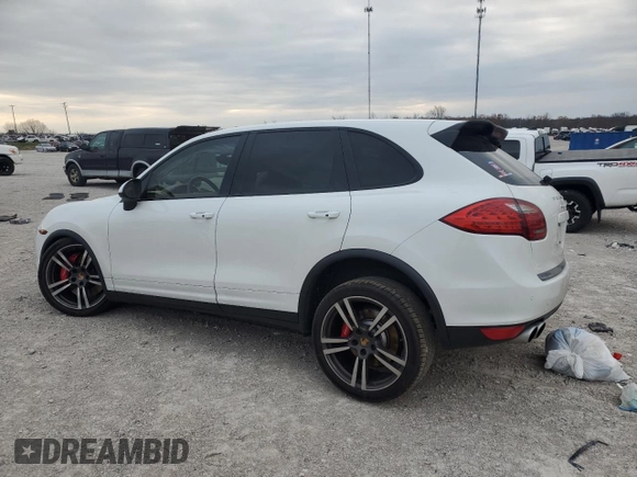 2012 Porsche Cayenne Turbo z VIN WP1AC2A23CLA83951, wystawiony jako Copart lot #82380594 z przebiegiem Nie podano mil oraz Szkoda całkowita • Salvage title. Historia ofert i sprzedaży dostępna na DreamBid. Obrazek 2.