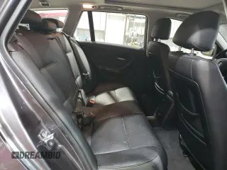 2006 BMW 3 Series 325xi z VIN WBAVT13526KW23463, wystawiony jako Copart lot #58505625 z przebiegiem 151 379 mil mil oraz Szkoda całkowita • Salvage title. Historia ofert i sprzedaży dostępna na DreamBid. Obrazek 11.