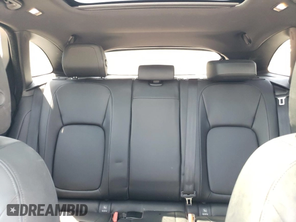 2017 Jaguar F-Pace 35t Premium with VIN SADCJ2BV0HA899581, listed as a Copart auction lot 53705865 with 91,924 mi miles and Salvage title. Bid and sale history available at DreamBid. Image 10.