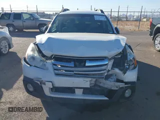 2014 Subaru Outback 2.5i Premium with VIN 4S4BRBCC7E3298502, listed as a IAAI auction lot 41502057 with 127,046 mi miles. Bid and sale history available at carsss.com. Image 12.