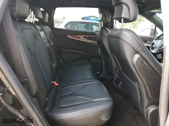 2019 Lincoln Nautilus Select with VIN 2LMPJ8K91KBL61275, listed as a Copart auction lot 66123823 with 50,188 mi miles. Bid and sale history available at carsss.com. Image 11.