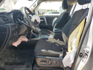 2021 Toyota 4Runner SR5 z VIN JTEBU5JR0M5916561, wystawiony jako Copart lot #59026425 z przebiegiem 29 737 mil mil oraz Szkoda całkowita • Salvage title. Historia ofert i sprzedaży dostępna na DreamBid. Obrazek 7.