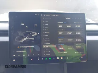 2025 Tesla Model 3 Long Range with VIN 5YJ3E1EB4SF943771, listed as a IAAI auction lot 42330181 with 3,533 mi miles and . Bid and sale history available at DreamBid. Image 7.