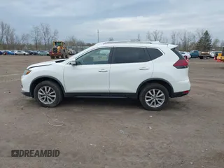 2019 Nissan Rogue SV with VIN KNMAT2MVXKP528443, listed as a IAAI auction lot 40556136 with 176,994 mi miles. Bid and sale history available at carsss.com. Image 14.