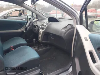 2008 Toyota Yaris with VIN JTDJT923385207634, listed as a IAAI auction lot 41740850 with 206,732 mi miles. Bid and sale history available at carsss.com. Image 5.