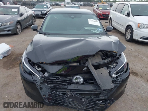 2024 Nissan Sentra SR with VIN 3N1AB8DV4RY255002, listed as a IAAI auction lot 42461623 with 19,189 mi miles and . Bid and sale history available at DreamBid. Image 12.