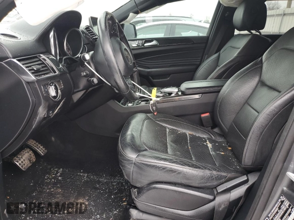 2017 Mercedes-Benz GLE 43 AMG с VIN 4JGED6EB3HA080600, выставлен на аукционе Copart как лот 44326635 с пробегом 65 497 миль миль и Списание • Salvage title. История ставок и продаж доступна на DreamBid. Изображение 7.