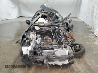 2024 Nissan Versa S z VIN 3N1CN8DVXRL881568, wystawiony jako Copart lot #49678335 z przebiegiem Nie podano mil oraz Nie do naprawy • Non repairable. Historia ofert i sprzedaży dostępna na DreamBid. Obrazek 5.