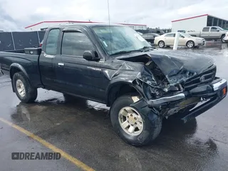1998 Toyota Tacoma with VIN 4TAWN72N7WZ027838, listed as a IAAI auction lot 41717670 with 196,903 mi miles and . Bid and sale history available at DreamBid. Image 1.