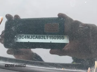 2020 Jeep Compass Sport с VIN 3C4NJCAB3LT150955, выставлен на аукционе IAAI как лот 41176985 с пробегом 73 644 миль миль и . История ставок и продаж доступна на DreamBid. Изображение 9.