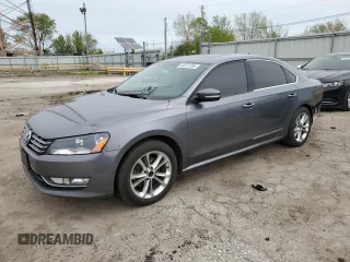 2014 Volkswagen Passat SEL Premium z VIN 1VWCN7A37EC091304, wystawiony jako Copart lot #55251285 z przebiegiem 129 059 mil mil oraz Szkody całkowita. Historia ofert i sprzedaży dostępna na DreamBid. Obrazek 1.