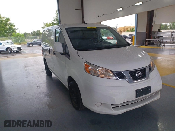 2020 Nissan NV200 S z VIN 3N6CM0KN8LK705164, wystawiony jako IAAI lot #42843874 z przebiegiem 112 160 mil mil oraz . Historia ofert i sprzedaży dostępna na DreamBid. Obrazek 17.