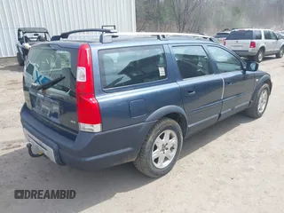 2005 Volvo XC70 with VIN YV1SZ592551177901, listed as a IAAI auction lot 42053579 with 172,543 mi miles and . Bid and sale history available at DreamBid. Image 4.