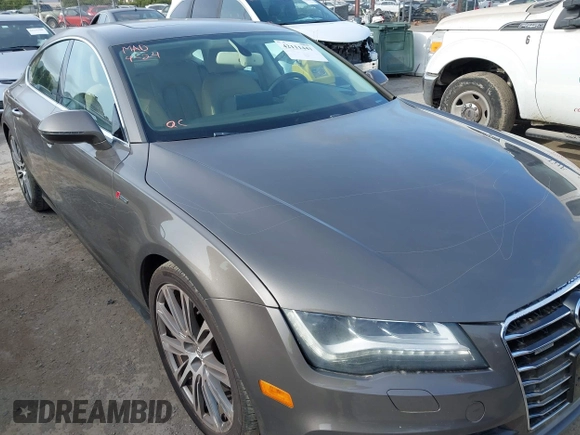 2012 Audi A7 Prestige с VIN WAU2GAFC7CN122113, выставлен на аукционе IAAI как лот 42111441 с пробегом 149 617 миль миль и . История ставок и продаж доступна на DreamBid. Изображение 17.