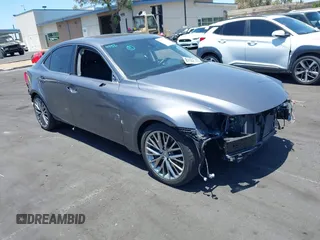 2019 Lexus IS 300 z VIN JTHBA1D27K5086418, wystawiony jako IAAI lot #42533825 z przebiegiem 35 921 mil mil oraz . Historia ofert i sprzedaży dostępna na DreamBid. Obrazek 1.