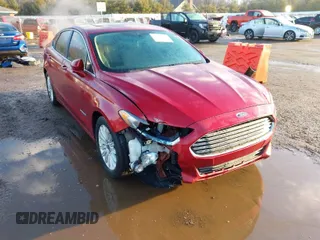 2015 Ford Fusion SE Hybrid with VIN 3FA6P0LUXFR282022, listed as a IAAI auction lot 41652820 with 210,865 mi miles. Bid and sale history available at carsss.com. Image 1.