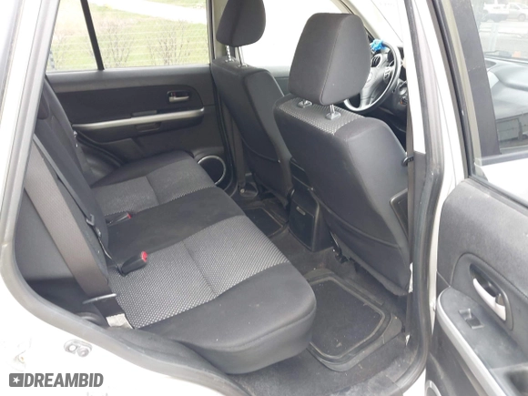 2007 Suzuki Grand Vitara XSport w/Snrf with VIN JS3TD944674201893, listed as a IAAI auction lot 42095911 with 105,512 mi miles. Bid and sale history available at carsss.com. Image 8.