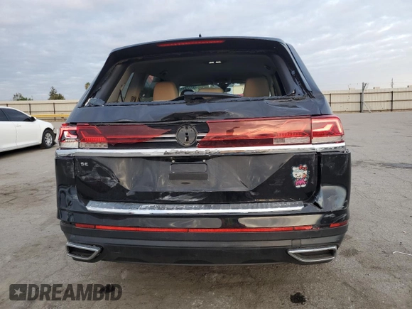 2025 Volkswagen Atlas SE with VIN 1V2DR2CA8SC523693, listed as a Copart auction lot 51173005 with 3,988 mi miles and Salvage title. Bid and sale history available at DreamBid. Image 6.