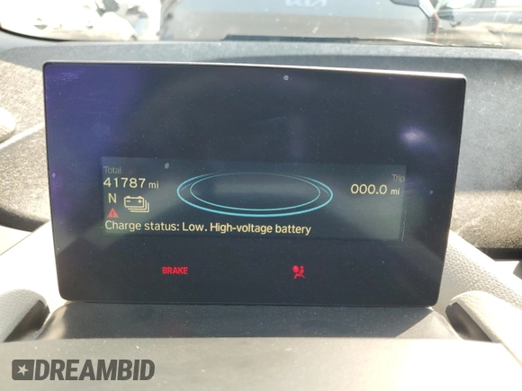 2016 BMW i3 z VIN WBY1Z4C57GV505750, wystawiony jako Copart lot #52028805 z przebiegiem 41 787 mil mil oraz Szkoda całkowita • Salvage title. Historia ofert i sprzedaży dostępna na DreamBid. Obrazek 9.
